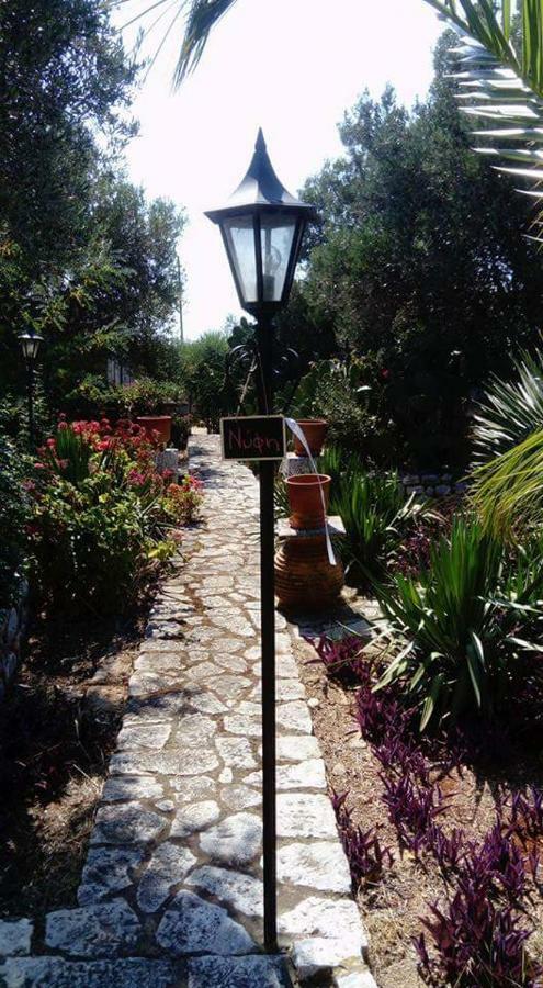 Charouda Stone Tower Apartment Pyrgos Dirou Luaran gambar