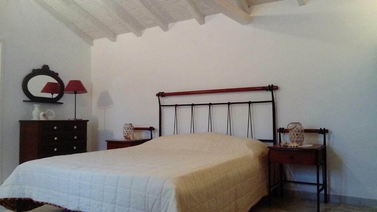 Charouda Stone Tower Apartment Pyrgos Dirou Luaran gambar