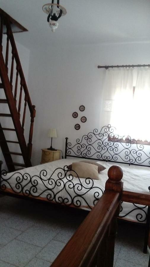 Charouda Stone Tower Apartment Pyrgos Dirou Luaran gambar