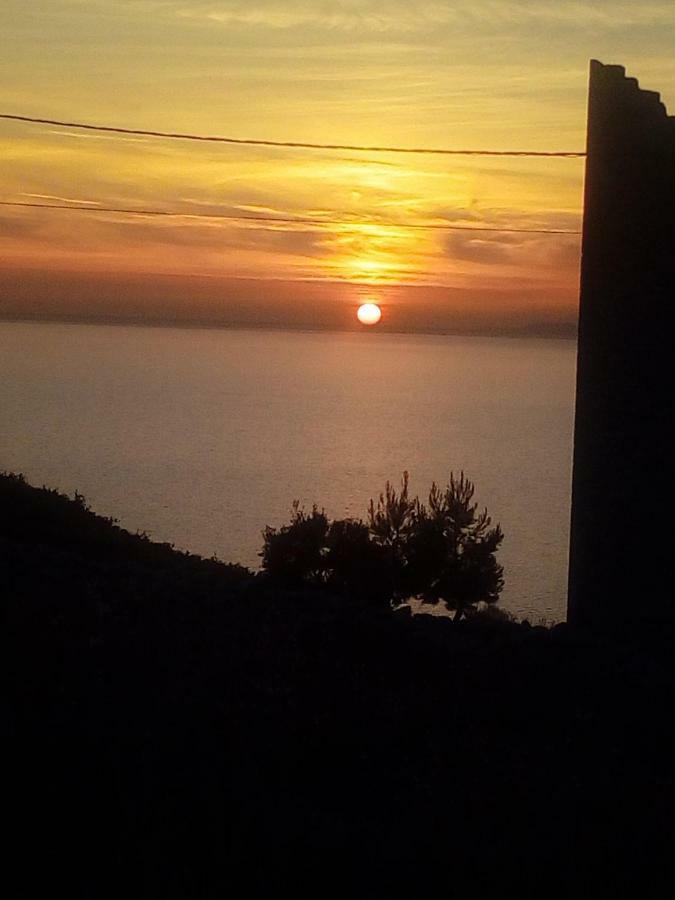 Charouda Stone Tower Apartment Pyrgos Dirou Luaran gambar
