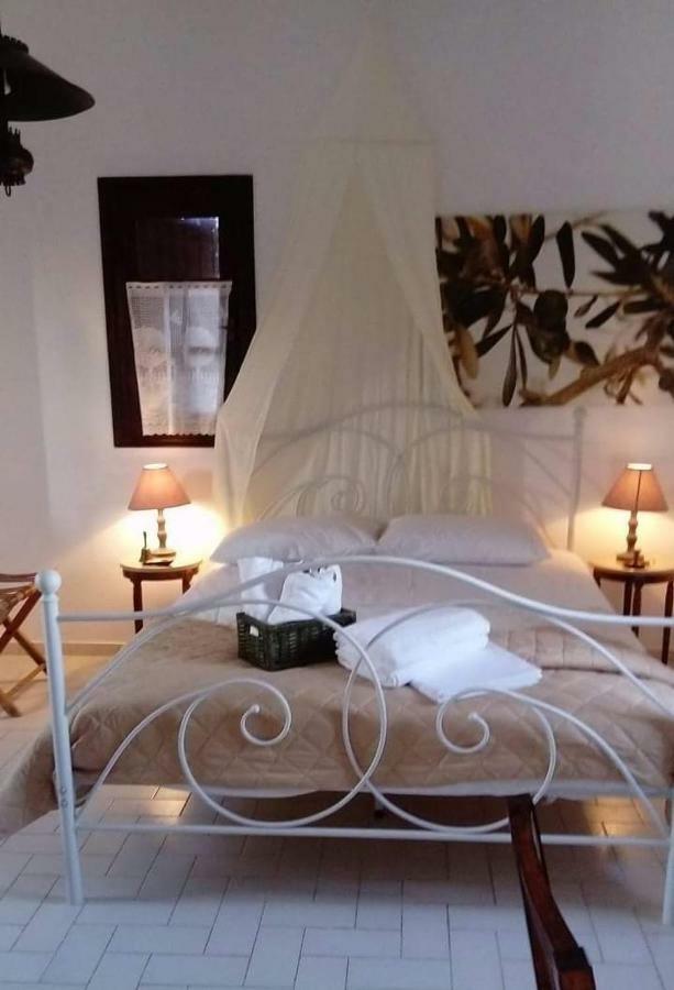 Charouda Stone Tower Apartment Pyrgos Dirou Luaran gambar
