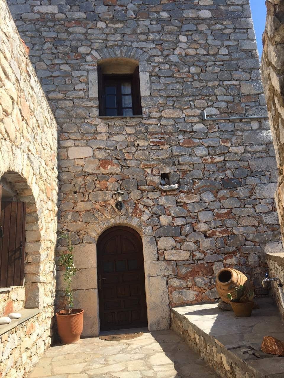 Charouda Stone Tower Apartment Pyrgos Dirou Luaran gambar